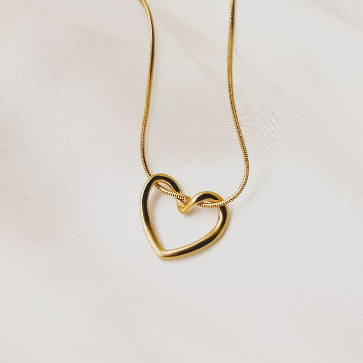 Eternal Heart Knot Necklace